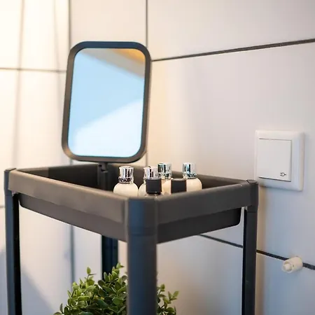 Modernes City-studio Universitaet * Koblenz (Rhineland-Palatinate)