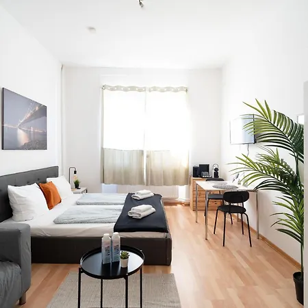 Modernes City-studio Universitaet Apartament