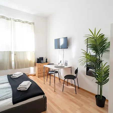 Modernes City-studio Universitaet *